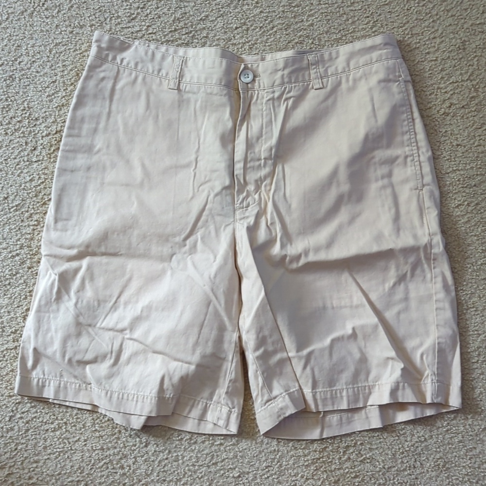 Vineyard Vines Light Brown Khaki Cub Short Size 35 Men's